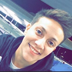 Meet your Posher, Vanessa